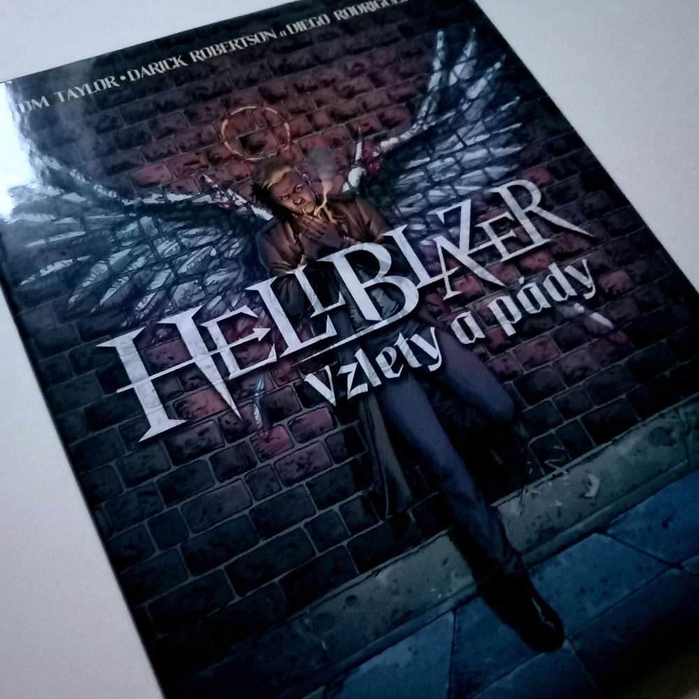Hellblazer: Vzlety a pády (Black Label)