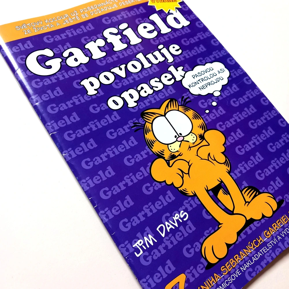 Garfield 17: Povoluje opasek
