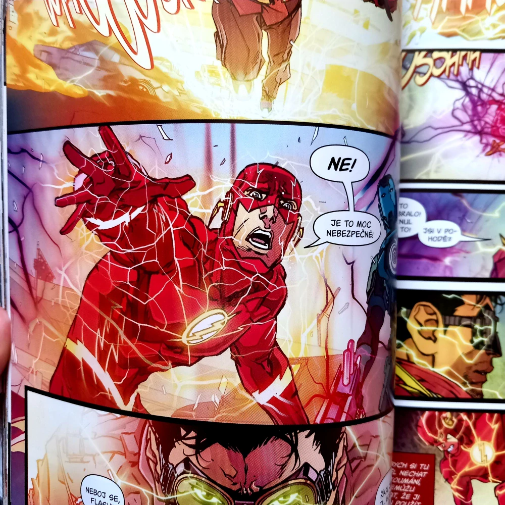 Flash: Díl 1-3 (Znovuzrození hrdinů DC)